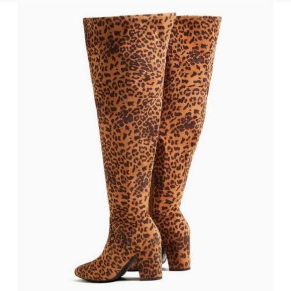 Torrid Pointed Toe Over-The-Knee Boot - Wide Width & Extra Wide Calf - Picture 2 of 3